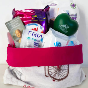 CESTINO CON PRODOTTI PER L'IGIENE, 4 prodotti